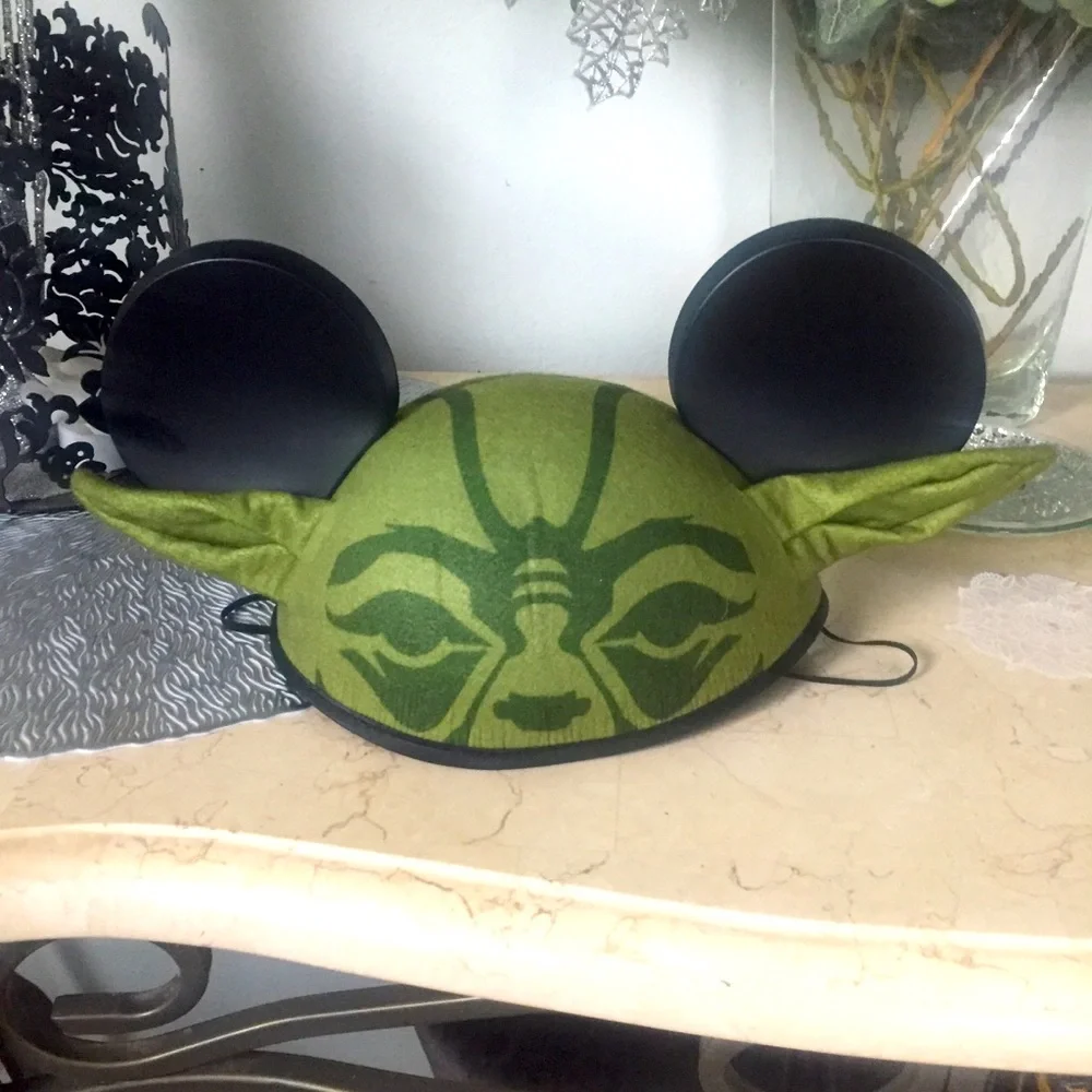 Disney parks Star Wars Mickey Yoda ears - Picture 1 of 6